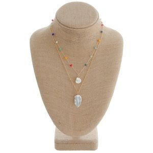 Glass bead gold layered necklace with pearl accent